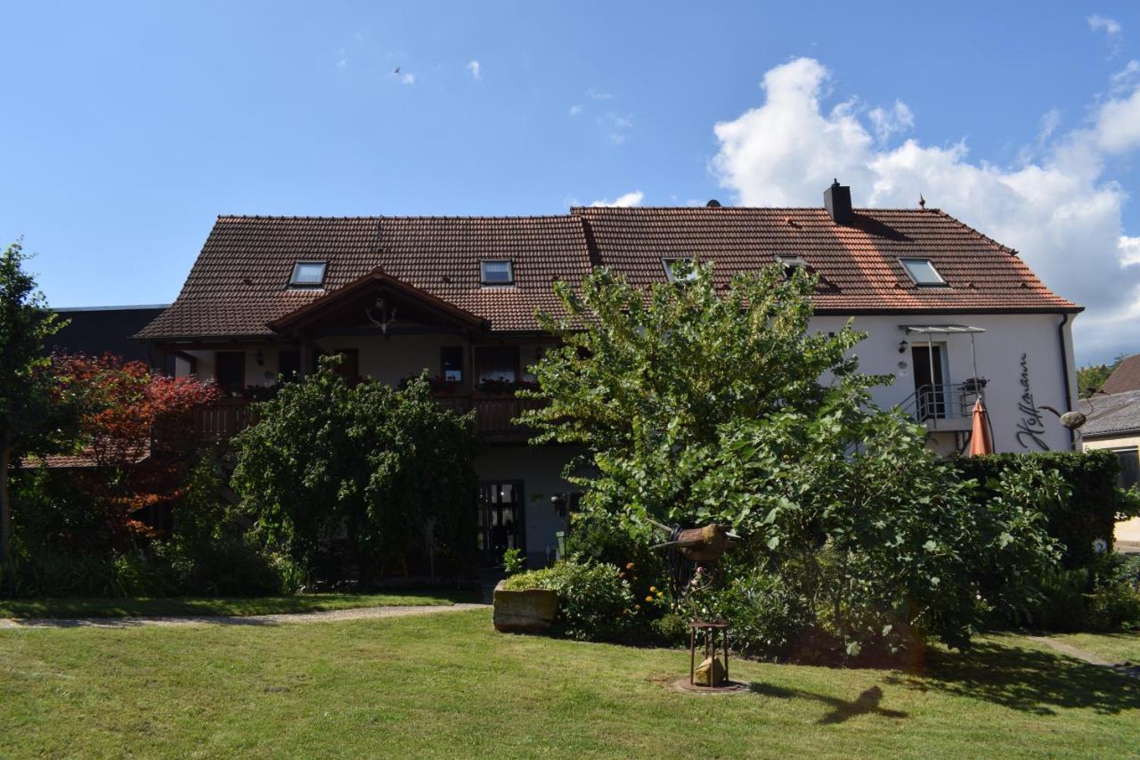 & Weingut Am Steingebiss * Billigheim-Ingenheim